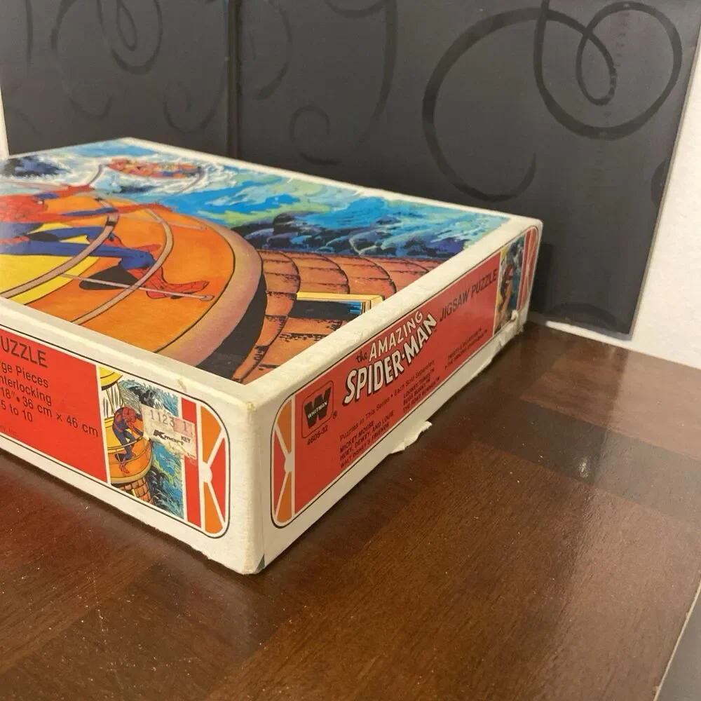 Vintage 1983 The Amazing Spider-Man 100 Piece Jigsaw Puzzle Complete